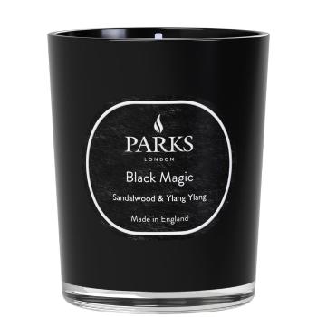 Lumânare cu parfum de lemn de santal și Ylang Ylang Parks Candles London Black Magic, timp de ardere 45 h