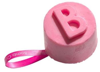 Bomb Cosmetics Gel de duș solid pe șiret (Shower Soap) 130 g Gel de duș rigid Roses și piper