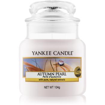 Yankee Candle Autumn Pearl lumânare parfumată Clasic mediu 104 g