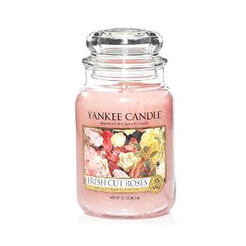 Yankee Candle Lumanare aromatică mare Fresh Cut Roses 623 g