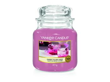 Yankee Candle Lumânare aromatică Classicmedie Sweet Plum Sake 411 g