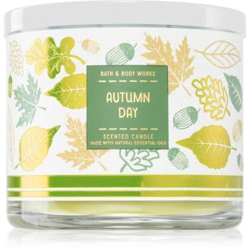 Bath & Body Works Autumn Day lumânare parfumată 411 g