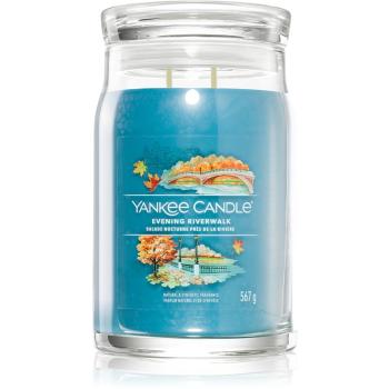 Yankee Candle Evening Riverwalk lumânare parfumată Signature 567 g