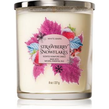 Bath & Body Works Strawberry Snowflakes lumânare parfumată 227 g