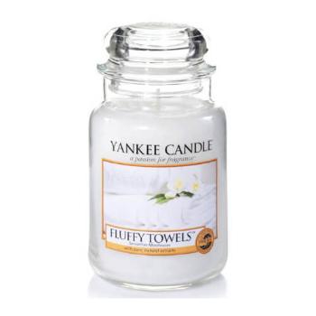 Yankee Candle Lumânare aromatică Classic Fluffy Towels 623 g