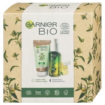 Garnier Set cosmetic BIO pentru îngrijirea pielii cu ulei de cânepă