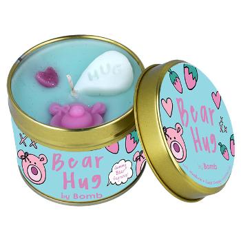 Bomb Cosmetics Lumânare parfumată într-o doza metalica Bear Hug (Candle)