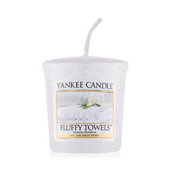 Yankee Candle Lumânare aromatică votivă Fluffy Towels™ 49 g