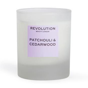 Revolution Lumânare parfumată Patchouli & Cedarwood (Scented Candle) 170 g