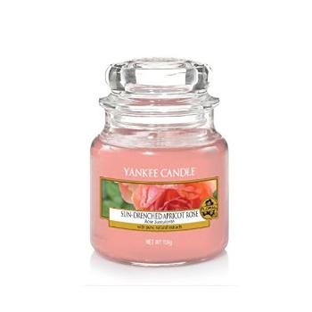 Yankee Candle Lumânare aromatică Classic mică Sun-Drenched Apricot Rose 104 g