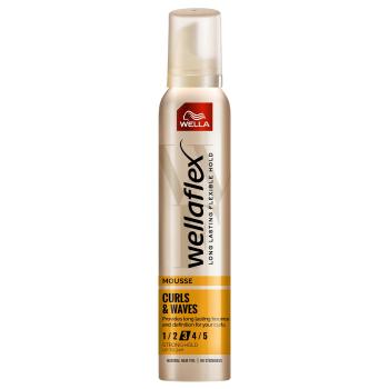 Wella Spumă de fixare pentru păr ondulat Wellaflex Curl & Waves (Mousse) 200 ml