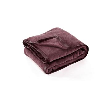 Cuvertură burgundy din micropluș pentru pat dublu 220x240 cm Lamis – Tiseco Home Studio