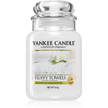 Yankee Candle Fluffy Towels lumânare parfumată Clasic mediu 623 g