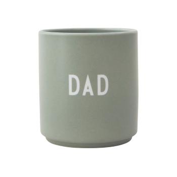 Cană din porțelan Design Letters Favourite Dad, verde salvie