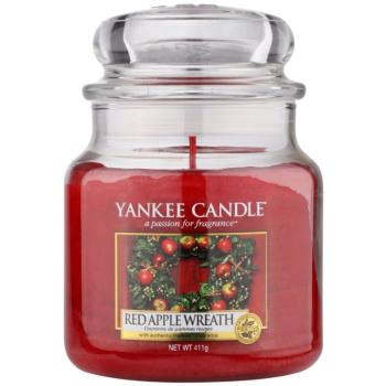 Yankee Candle Red Apple Wreath lumânare parfumată Clasic mini 411 g