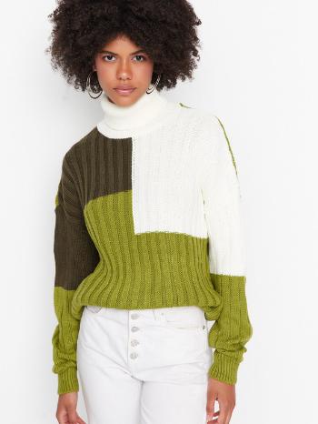 Trendyol Turtleneck Verde