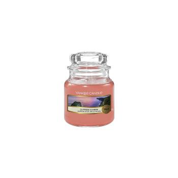 Lumânare parfumată Yankee Candle Cliffside Sunrise, timp de ardere 25 h