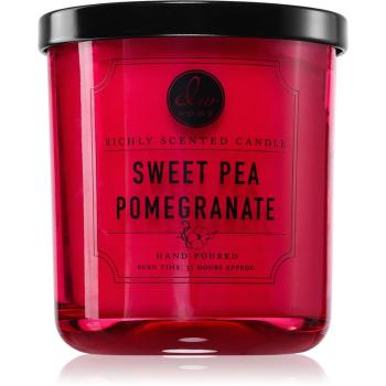 DW Home Signature Sweet Pea Pomegranate lumânare parfumată 275 g