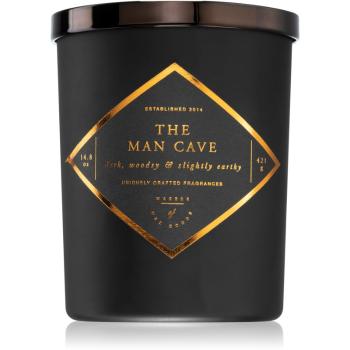 Makers of Wax Goods The Man Cave lumânare parfumată 421 g