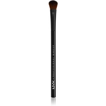 NYX Professional Makeup Pro All Over Shadow Brush pensula pentru fard de ochi