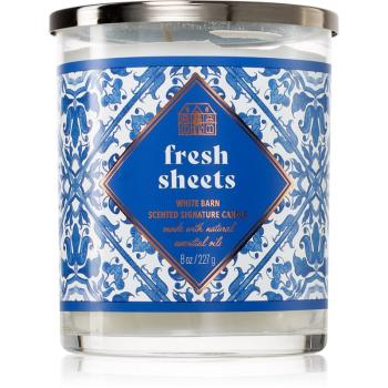 Bath & Body Works Fresh Sheets lumânare parfumată 227 g