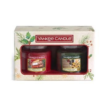 Yankee Candle Set de Crăciun mediu lumânări Classic Singing Carols &amp; Unwrap The magic 2 x 411 g