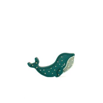 Veioză din pin turcoaz Little Lights Whale, lățime 40 cm