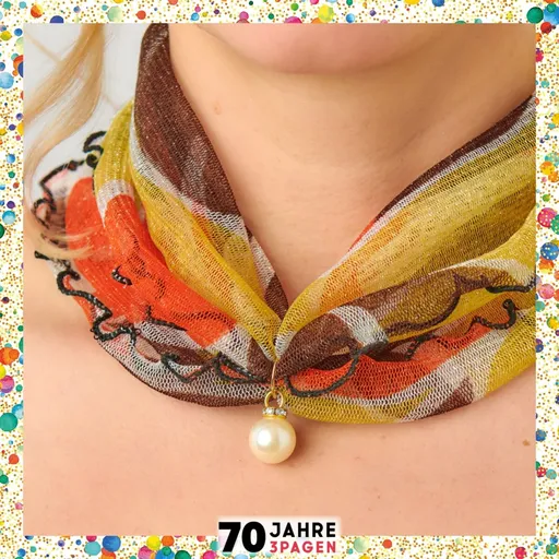 Eșarfă din șifon cu pandantiv de perle