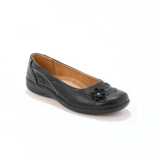 Balerini cu aplicații florale