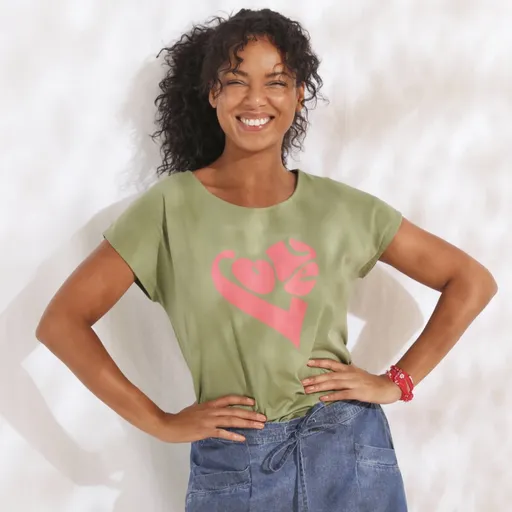 Tricou imprimat cu LOVE