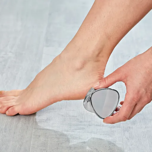 Dispozitiv de îndepărtare a pielii dure și a părului