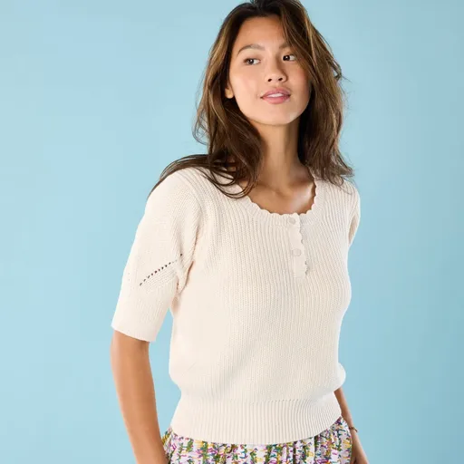 Cămașă tricotată cu mâneci până la cot, pentru o siluetă mai mică