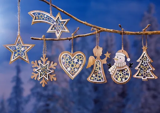Ornamente de Crăciun suspendate din lemn, set de 7