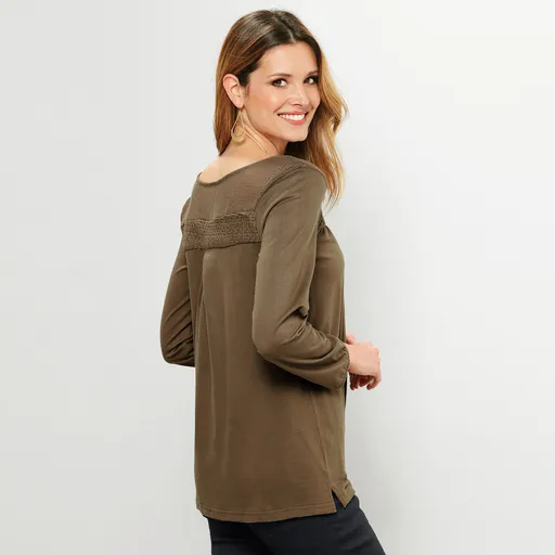 Tricou cu inserție ajurata