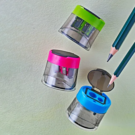 3 ascuțitoare duble pentru creioane