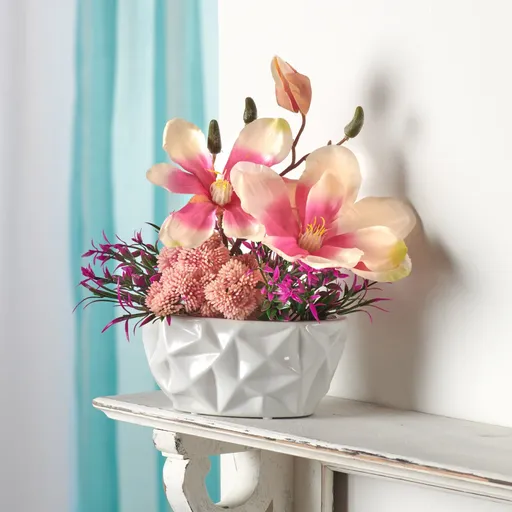 Magnolia într-un castron