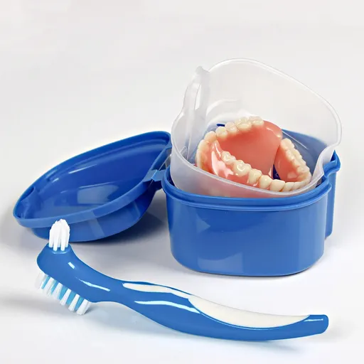 Trusă de curățare a protezei din 3 piese