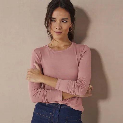 Tricou elastic cu guler rotund