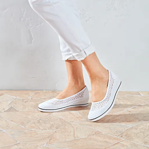 Balerini din dantelă