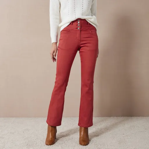 Blugi bootcut cu talie înaltă, pentru siluete mai înalte