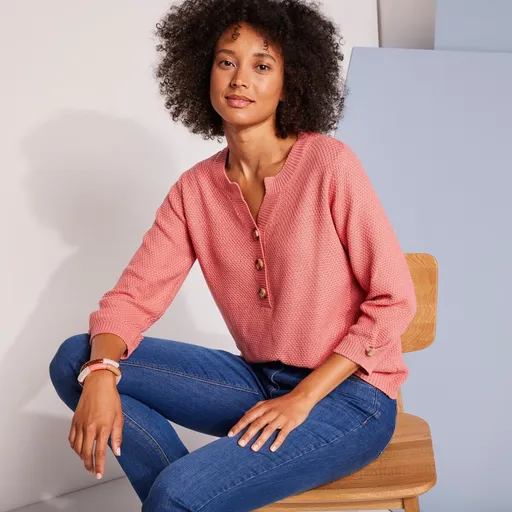 Pulover cu decolteu cu nasturi și mâneci 3/4