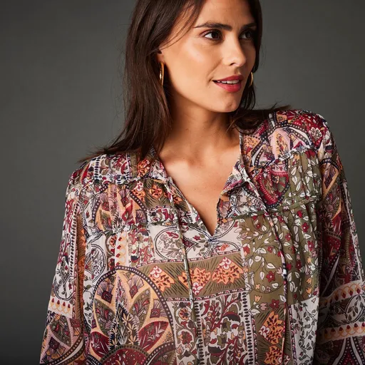 Bluză din sifon cu imprimeu