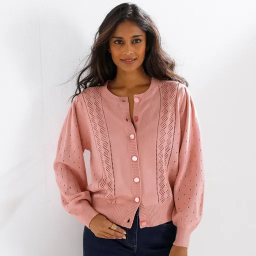 Pulover cu nasturi și workpiece ajurat