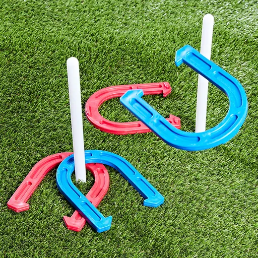 Joc de societate pentru aruncarea potcoavei