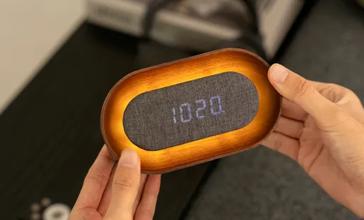 Ceas deșteptător Lumos, variante multiple - Gingko Variantă: ovală, nuc