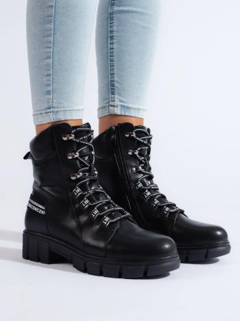 Pantofi de lucru negri moderni pentru femei negre pe un toc larg