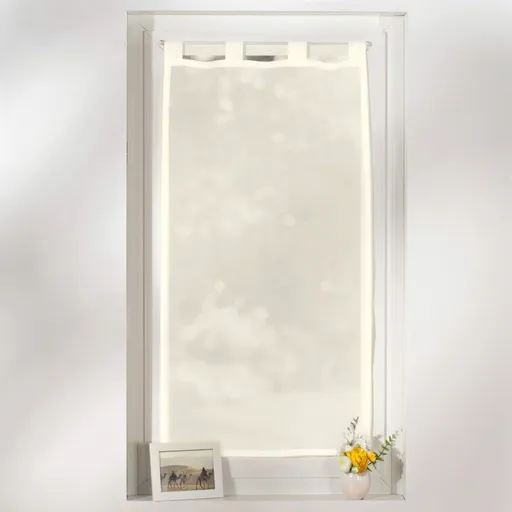 Perdea din voal cu ochiuri de ochi