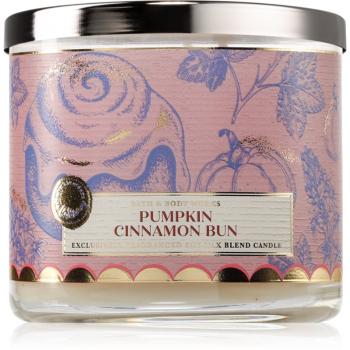 Bath & Body Works Pumpkin Cinnamon Bun lumânare parfumată 411 g