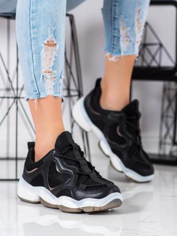 Adidași confortabili pentru femei negre fără toc