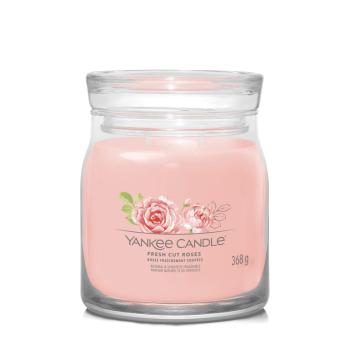 Yankee Candle Lumânare aromatică Signature sticlă medie Fresh Cut Roses 368 g